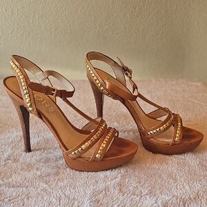 Michael Kors Tan and Gold Studded Heels